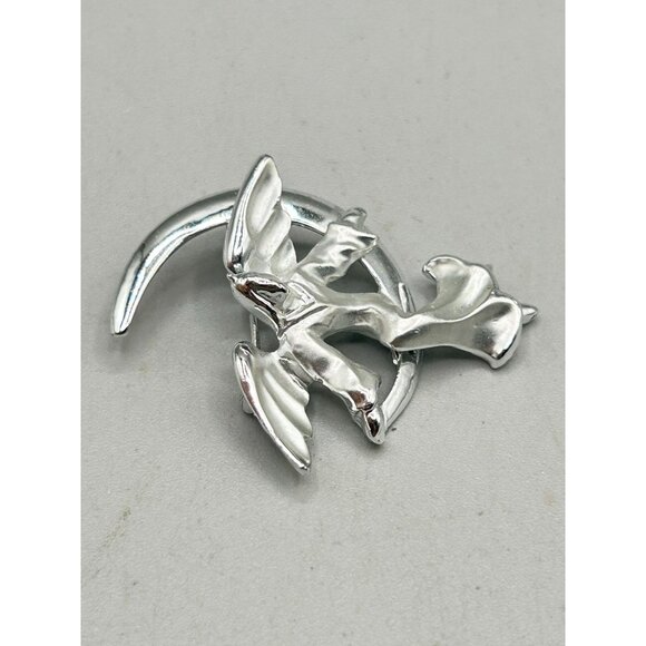 Silver Angel On Crescent Moon Brooch Pin Signed Giusti Gigi Guardian Angel Pin - Picture 3 of 6